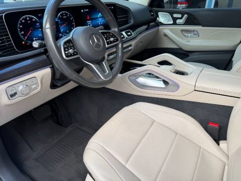 Used 2020 Mercedes-Benz GLE 350 w/ Premium Package image 12