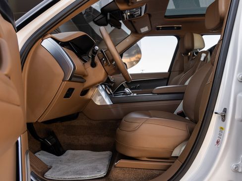 Used 2022 Land Rover Range Rover SV image 20