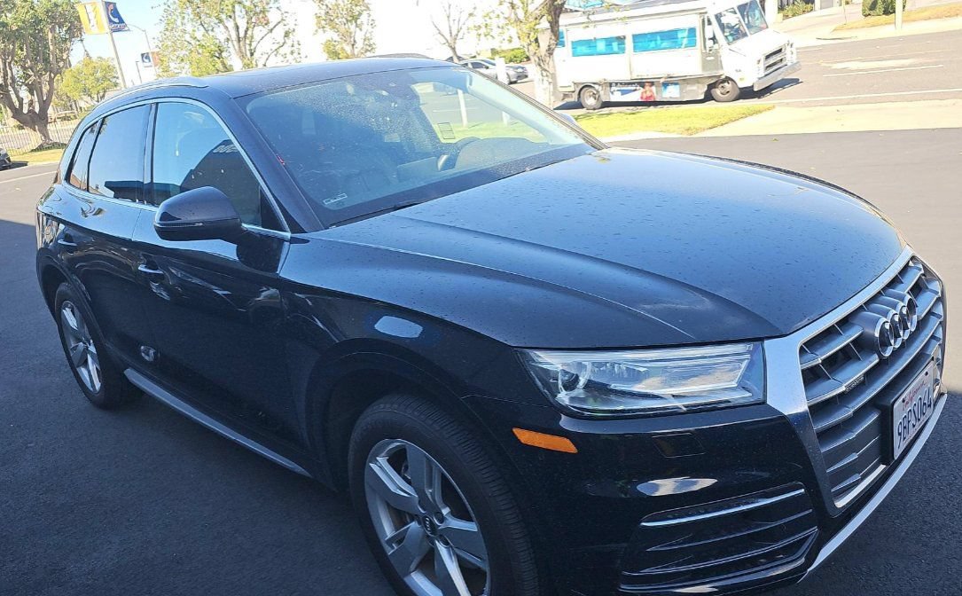 Used 2019 Audi Q5 2.0T Premium w/ Convenience Package AWD/4WD image 4