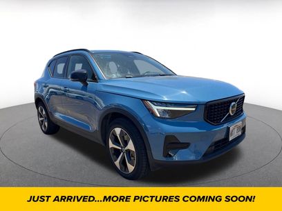 Used 2024 Volvo XC40 B5 Core