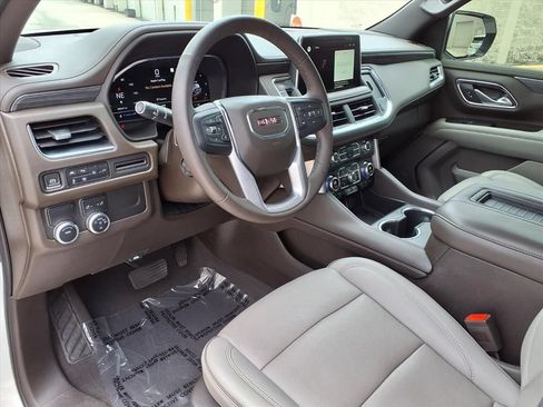 Used 2022 GMC Yukon SLT w/ SLT Premium Package RWD image 14