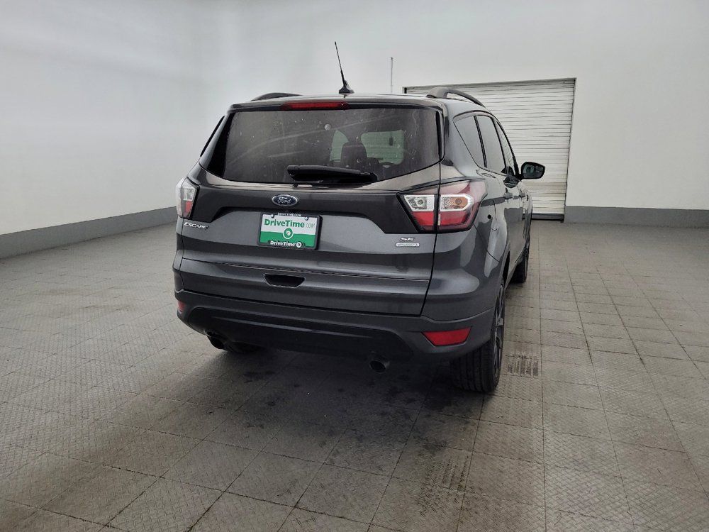Used 2018 Ford Escape SE w/ SE Sport Appearance Package FWD image 7
