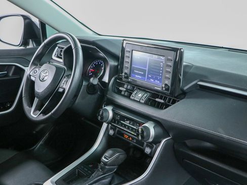 Used 2022 Toyota RAV4 XLE Premium FWD image 26