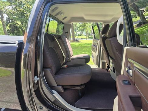 Used 2017 RAM 2500 Big Horn image 7