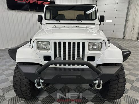 Used 1991 Jeep Wrangler S image 4