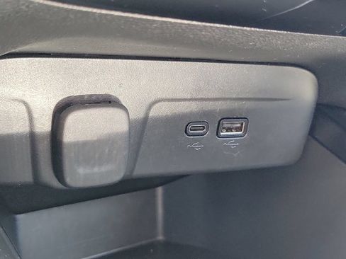 Used 2025 Chevrolet Trax ACTIV w/ Driver Confidence Package FWD image 37