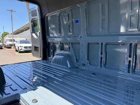 Used 2025 Mercedes-Benz Sprinter 2500 image 22