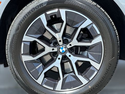 Used 2026 BMW X3 xDrive30i w/ Premium Package AWD/4WD image 13