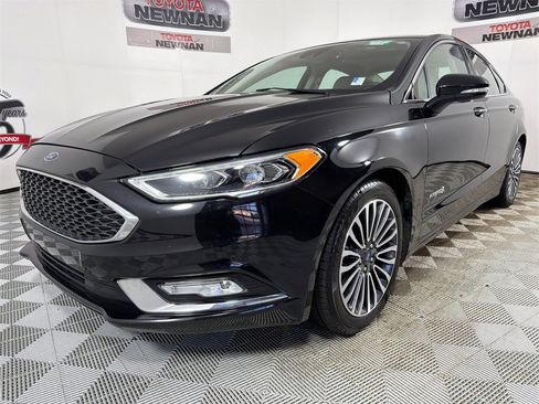 Used 2018 Ford Fusion Platinum image 9