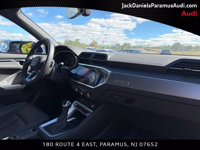 Used 2025 Audi Q3 2.0T Premium AWD/4WD image 18