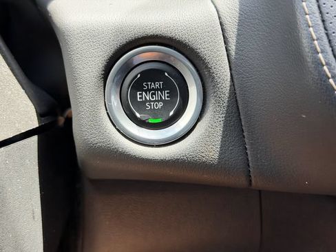 Certified 2024 GMC Yukon SLT RWD image 26