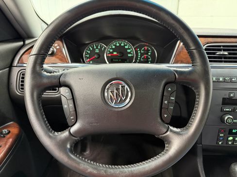 Used 2007 Buick LaCrosse CXL w/ Chromed Appearance Package FWD image 19