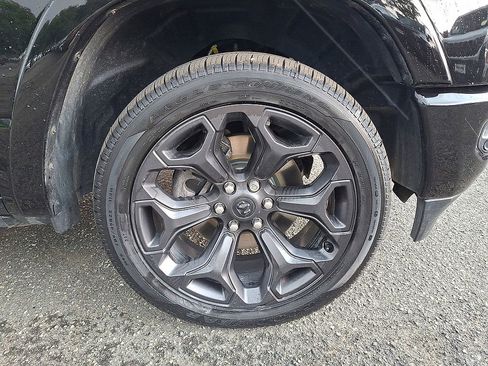 Used 2024 RAM 1500 Limited AWD/4WD image 33