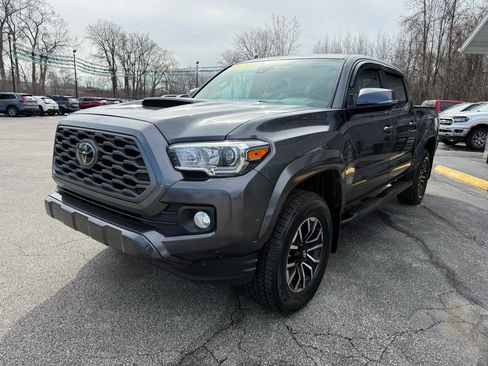 Used 2023 Toyota Tacoma TRD Sport image 8