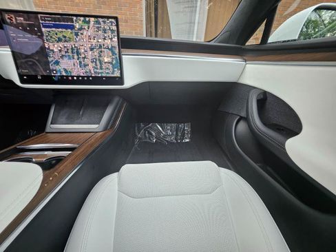 Used 2023 Tesla Model S AWD/4WD image 57