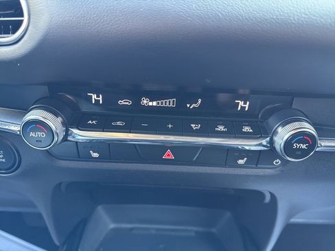 Used 2024 MAZDA CX-30 AWD 2.5 S w/ Premium Package image 27