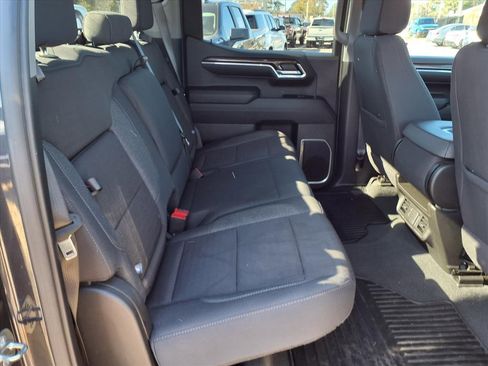 Used 2024 GMC Sierra 1500 Elevation image 15