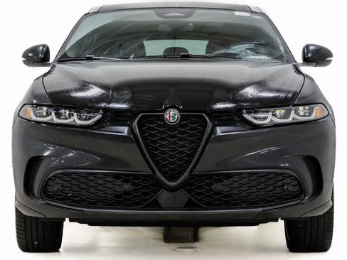 Used 2024 Alfa Romeo Tonale Veloce image 2