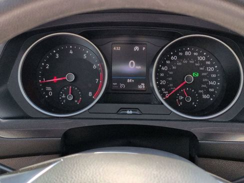 Used 2021 Volkswagen Tiguan S image 29