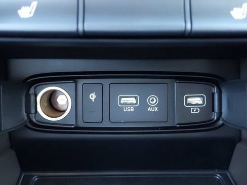 Used 2020 Hyundai Santa Fe SEL w/ Convenience Package FWD image 19