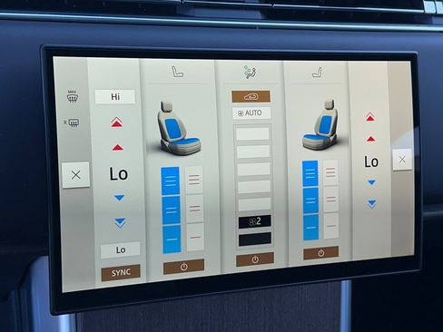 New 2026 Land Rover Range Rover SE image 20