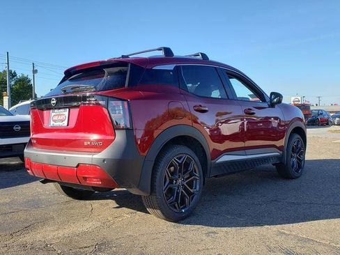 New 2026 Nissan Kicks SR w/ Cold Weather Package AWD/4WD image 7