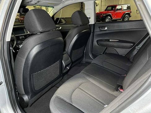 Used 2019 Kia Optima LX FWD image 17