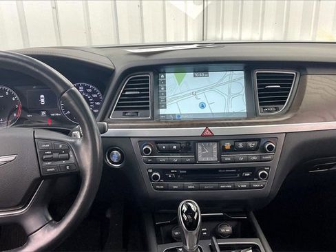 Used 2017 Genesis G80 3.8 w/ Option Group 03 image 6