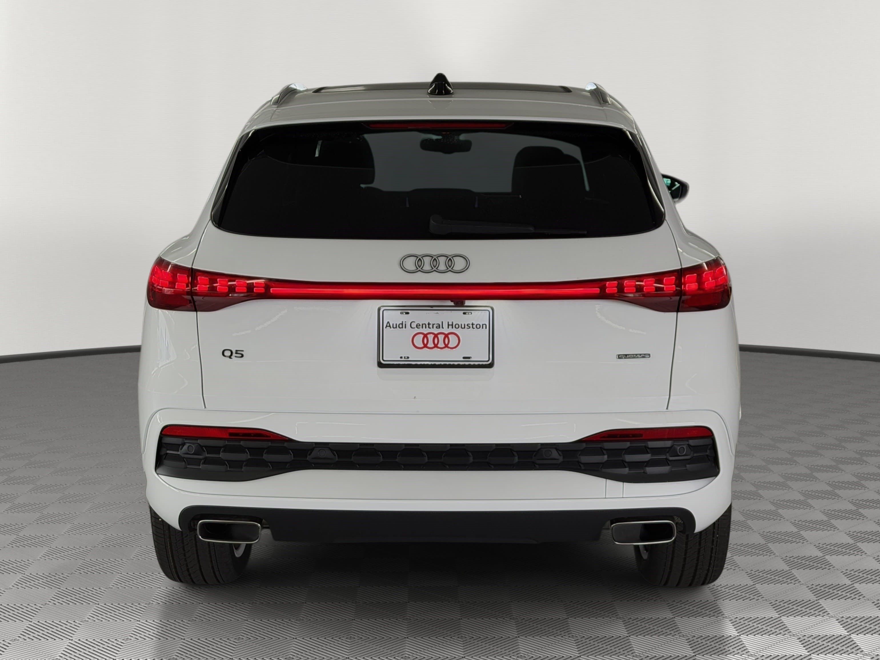 New 2026 Audi Q5 Premium Plus AWD/4WD image 10