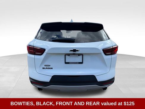 Used 2023 Chevrolet Blazer LT FWD image 5
