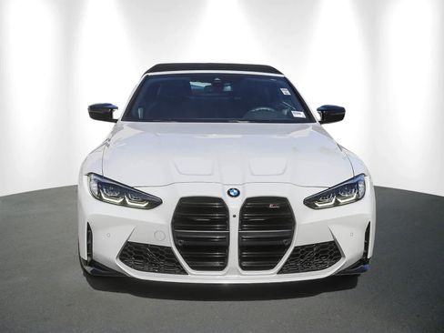 Used 2022 BMW M4 xDrive Competition w/ Executive Package image 2