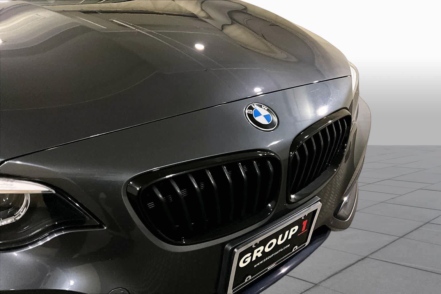 Used 2020 BMW 230i xDrive Coupe w/ Premium Package AWD/4WD image 31