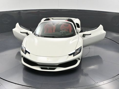 Used 2025 Ferrari 296 GTS image 39