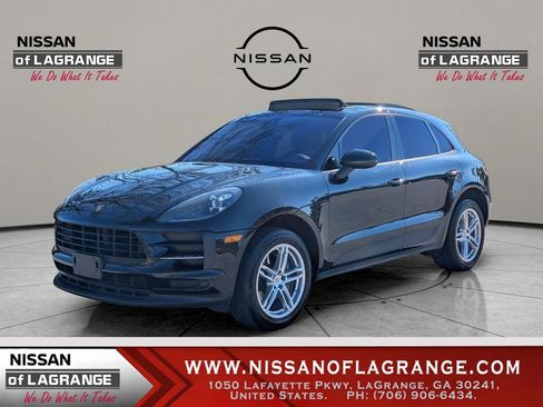Used 2021 Porsche Macan AWD/4WD image 1