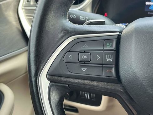Used 2021 Jeep Grand Cherokee L Limited AWD/4WD image 29