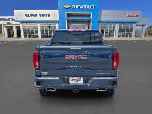 Used 2022 GMC Sierra 1500 Denali AWD/4WD image 9