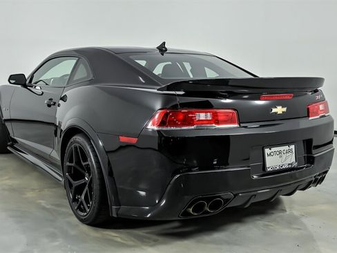 Used 2015 Chevrolet Camaro Z/28 RWD image 8