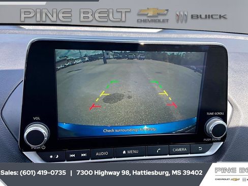 Used 2024 Nissan Sentra SV FWD image 15