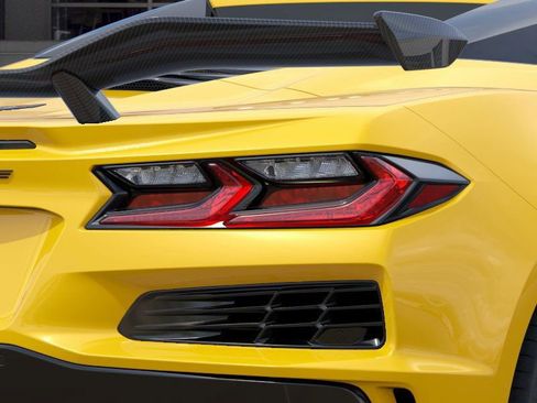 New 2025 Chevrolet Corvette Z06 w/ Z07 Performance Package image 11