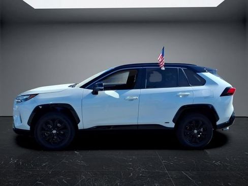 Used 2022 Toyota RAV4 XSE w/ XSE Grade Weather Package AWD/4WD image 6