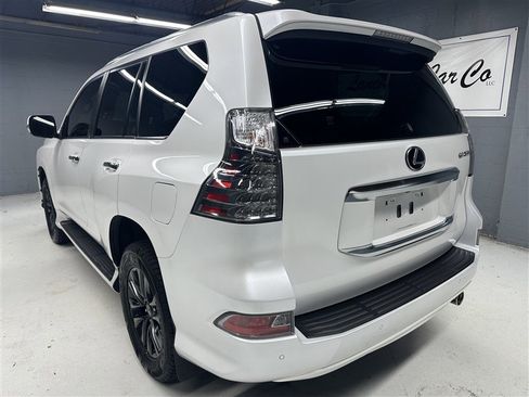 Used 2023 Lexus GX 460 Premium image 9