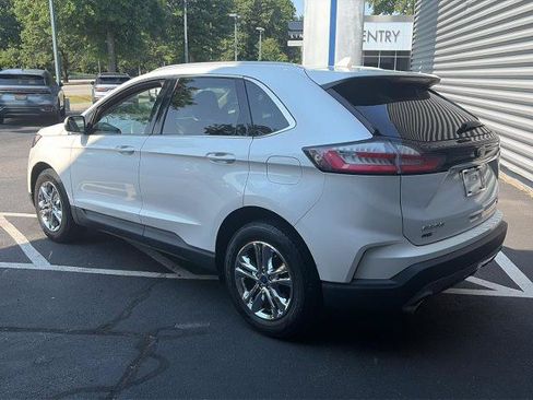 Certified 2019 Ford Edge SEL w/ Equipment Group 201A AWD/4WD image 3