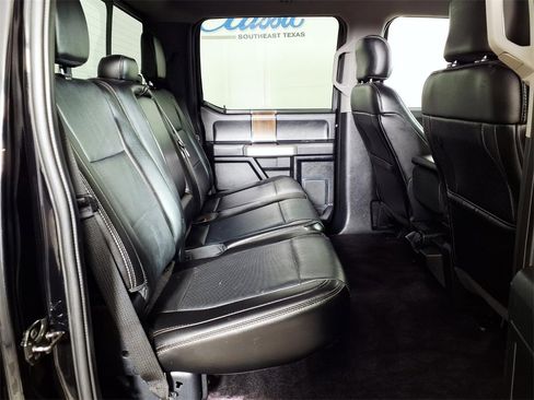 Used 2017 Ford F150 Lariat image 10