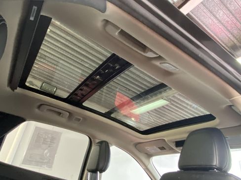 Used 2020 Ford Escape SEL image 13