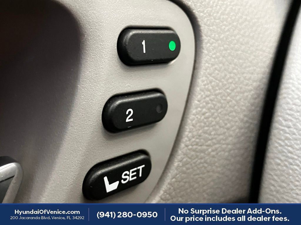 Used 2016 Honda Pilot Touring image 10