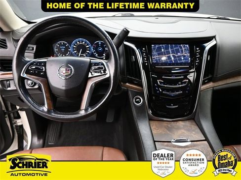 Used 2015 Cadillac Escalade Premium image 13