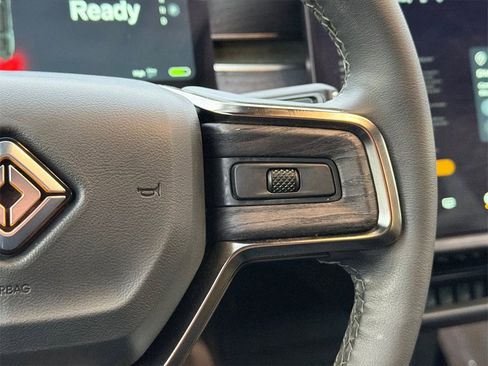 Used 2023 Rivian R1S Adventure image 29