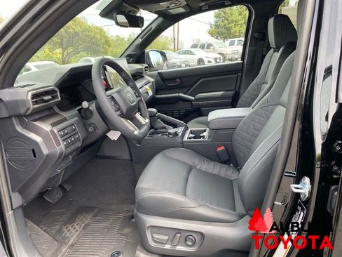 New 2026 Toyota 4Runner TRD Off-Road Premium AWD/4WD image 32
