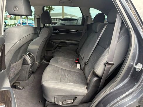 Used 2020 Kia Sorento S AWD/4WD image 15