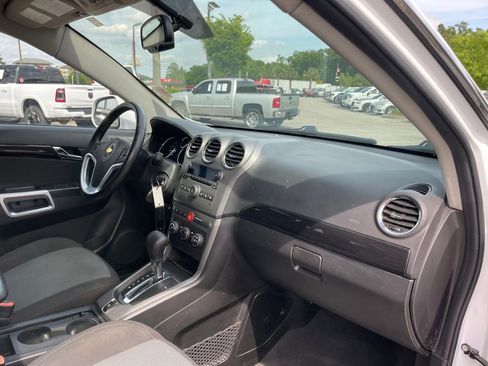 Used 2014 Chevrolet Captiva Sport LT image 29